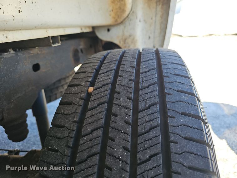 image for item EJ5876 2008 Chevrolet Silverado 1500 pickup truck