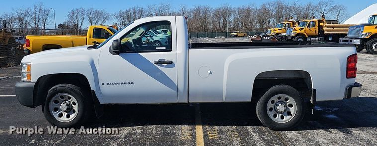 image for item EJ5877 2008 Chevrolet  Silverado 1500 pickup truck