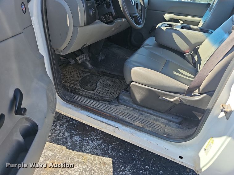 image for item EJ5877 2008 Chevrolet  Silverado 1500 pickup truck