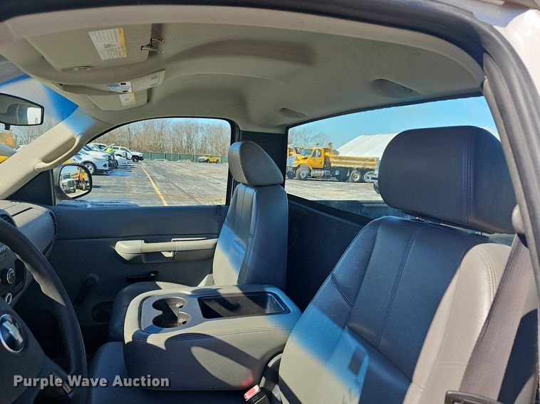 image for item EJ5877 2008 Chevrolet  Silverado 1500 pickup truck