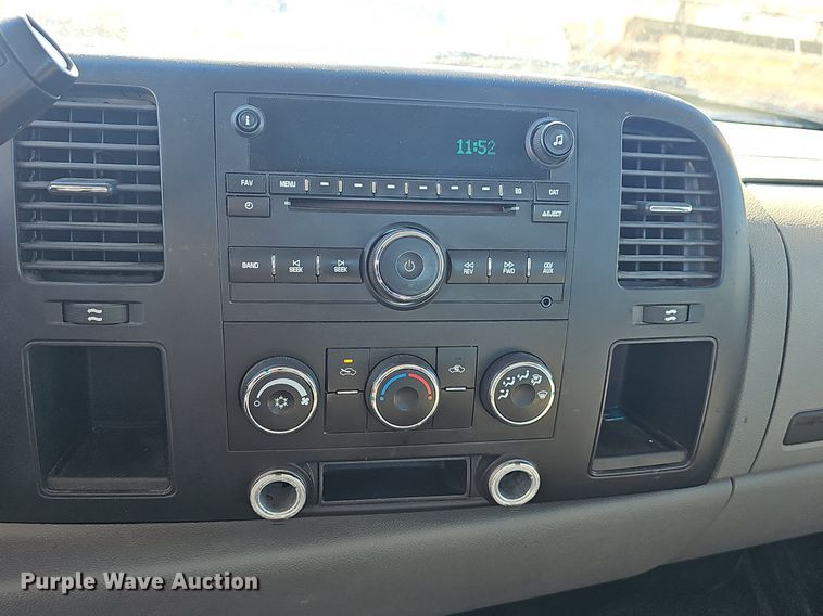 image for item EJ5877 2008 Chevrolet  Silverado 1500 pickup truck