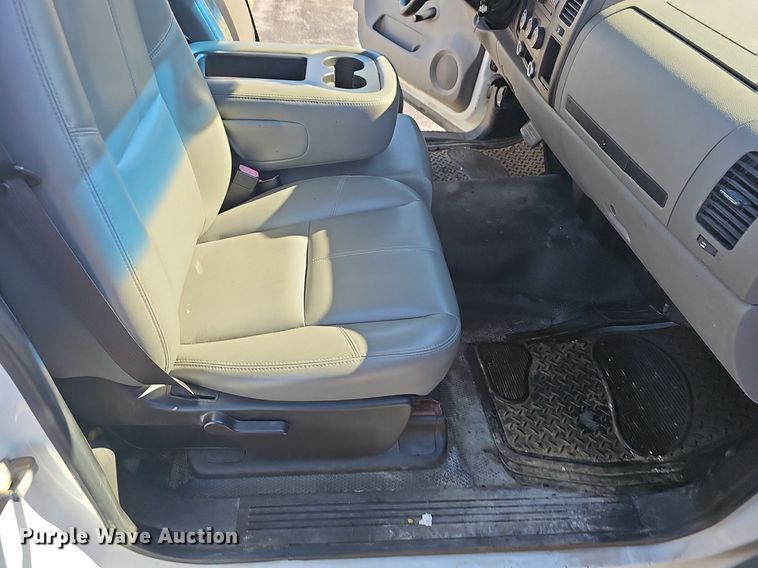 image for item EJ5877 2008 Chevrolet  Silverado 1500 pickup truck