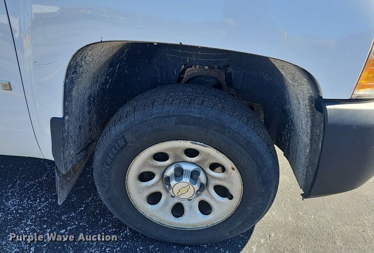 image for item EJ5877 2008 Chevrolet  Silverado 1500 pickup truck