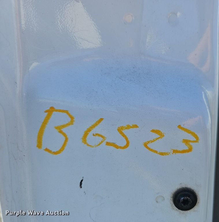 image for item EJ5877 2008 Chevrolet  Silverado 1500 pickup truck