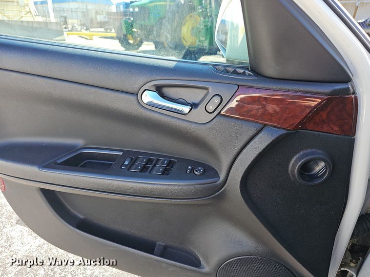 image for item EJ5878 2009 Chevrolet  Impala LS 