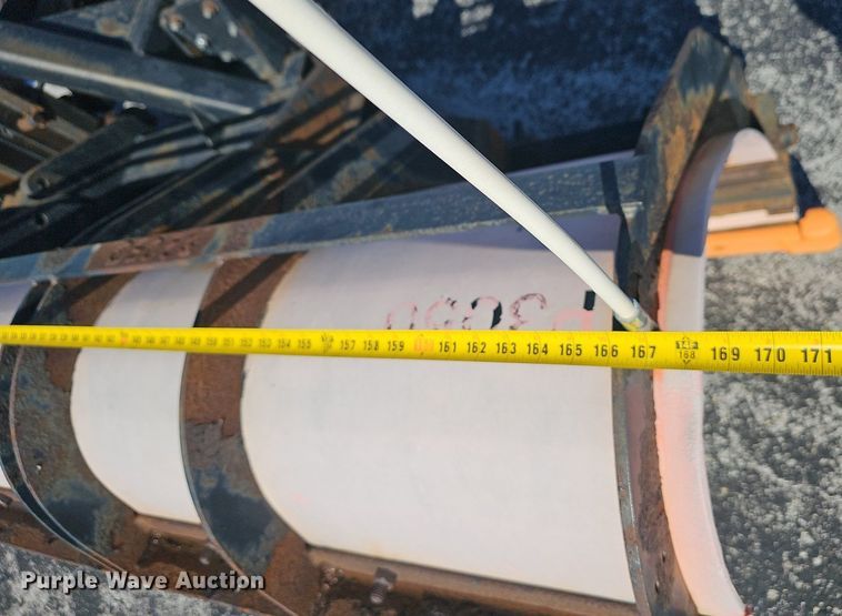 image for item EJ5879 2009 International 7400 dump truck