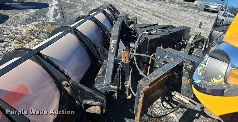 image for item EJ5881 2009 International 7500 dump truck