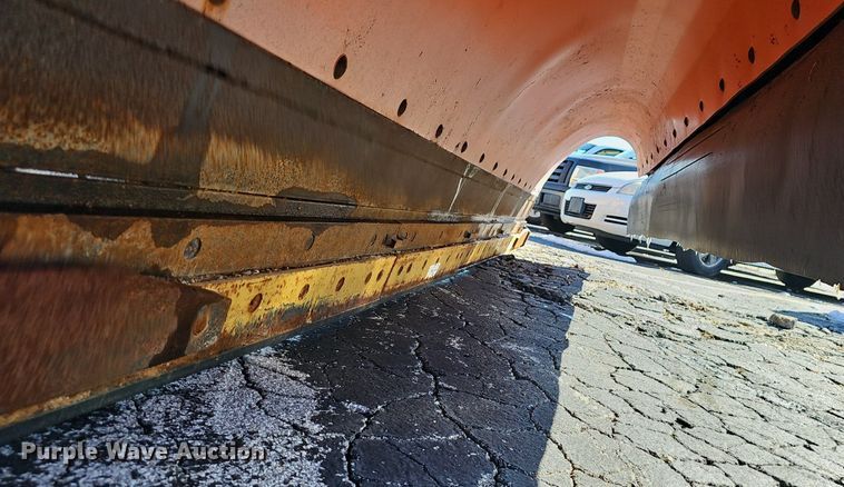 image for item EJ5881 2009 International 7500 dump truck