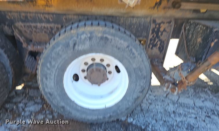 image for item EJ5881 2009 International 7500 dump truck