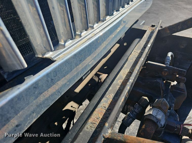 image for item EJ5882 2006 International 7400 dump truck