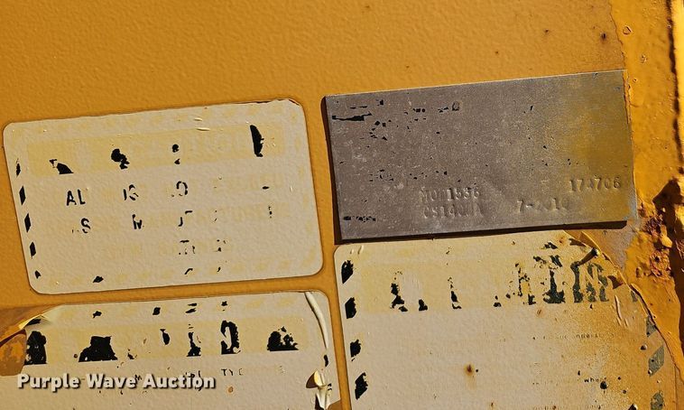 image for item EJ5882 2006 International 7400 dump truck