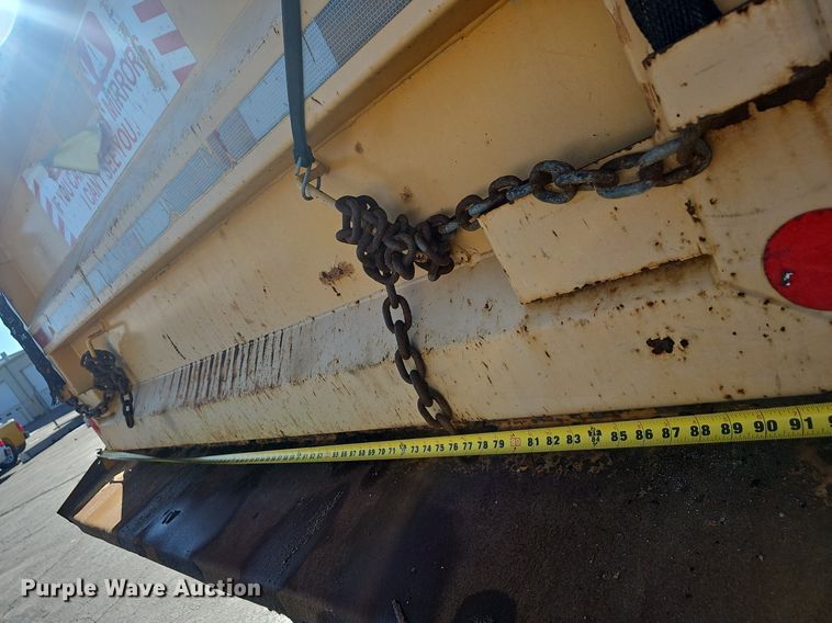 image for item EJ5882 2006 International 7400 dump truck