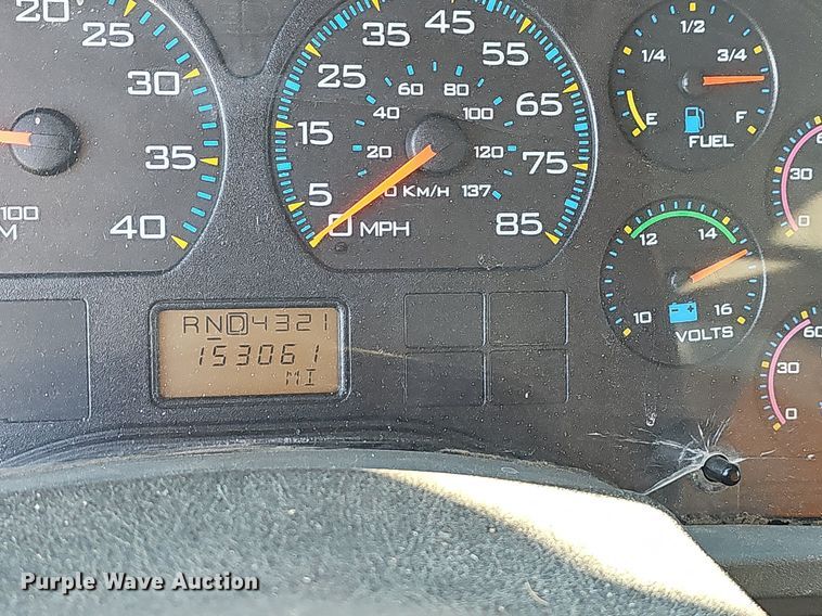 image for item EJ5882 2006 International 7400 dump truck