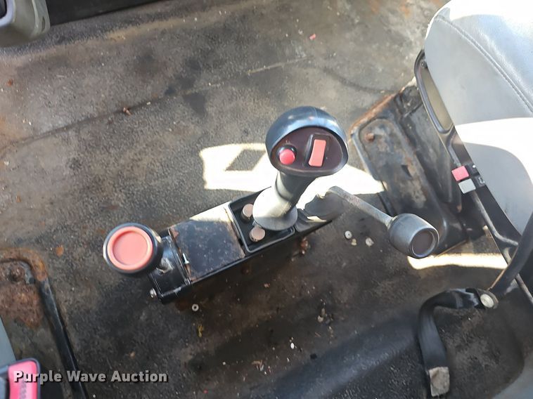 image for item EJ5882 2006 International 7400 dump truck