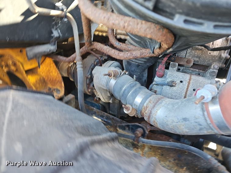 image for item EJ5882 2006 International 7400 dump truck