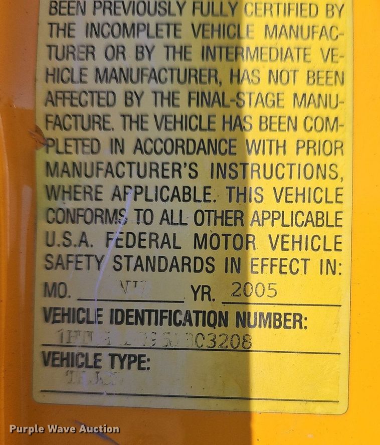 image for item EJ5882 2006 International 7400 dump truck