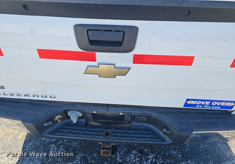 image for item EJ5883 2008 Chevrolet Silverado 1500 Crew Cab pickup truck