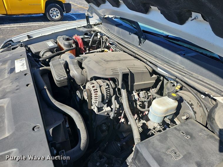 image for item EJ5883 2008 Chevrolet Silverado 1500 Crew Cab pickup truck