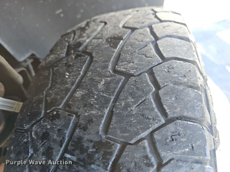 image for item EJ5883 2008 Chevrolet Silverado 1500 Crew Cab pickup truck