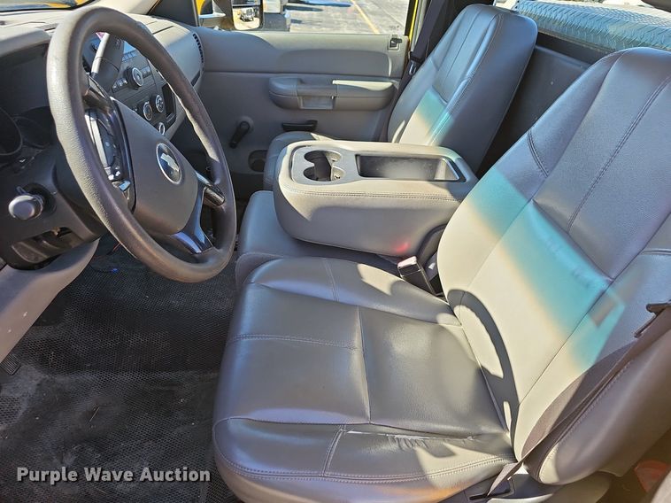 image for item EJ5884 2007 Chevrolet Silverado 1500 pickup truck