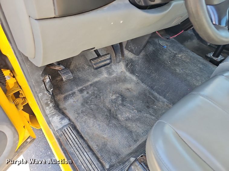 image for item EJ5884 2007 Chevrolet Silverado 1500 pickup truck