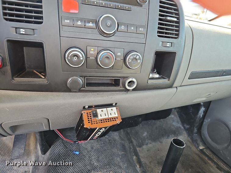 image for item EJ5884 2007 Chevrolet Silverado 1500 pickup truck