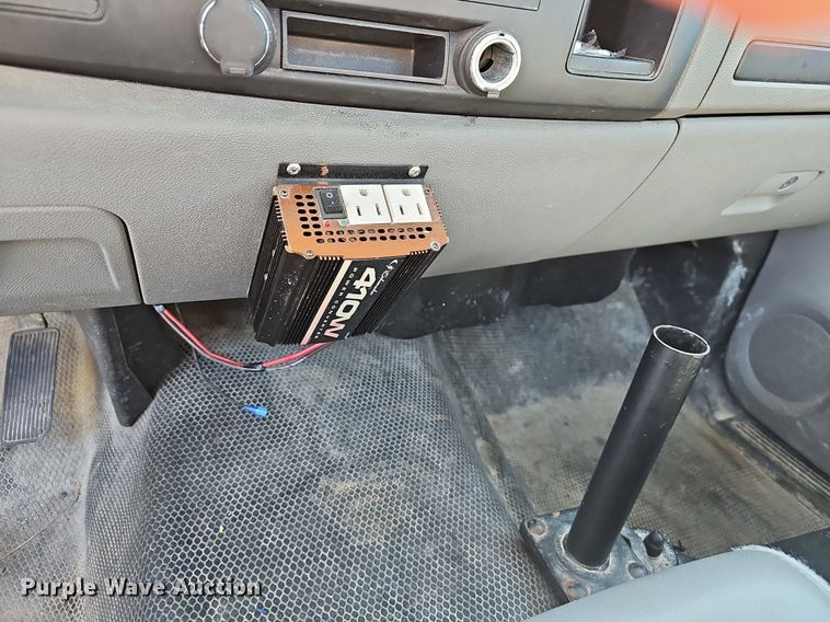 image for item EJ5884 2007 Chevrolet Silverado 1500 pickup truck