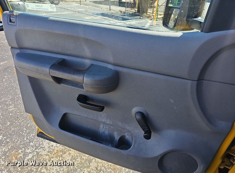 image for item EJ5884 2007 Chevrolet Silverado 1500 pickup truck