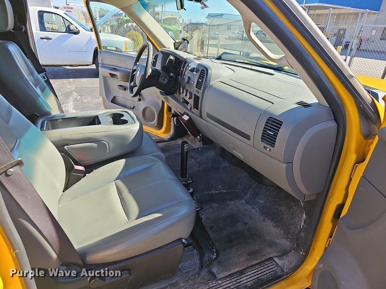 image for item EJ5884 2007 Chevrolet Silverado 1500 pickup truck