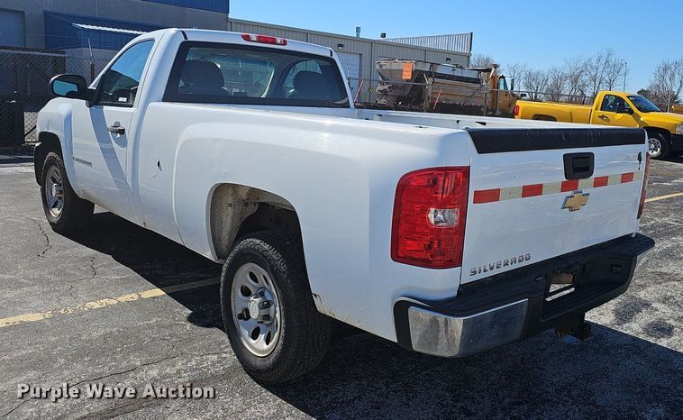 image for item EJ5887 2008 Chevrolet Silverado 1500 pickup truck