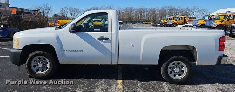 image for item EJ5887 2008 Chevrolet Silverado 1500 pickup truck
