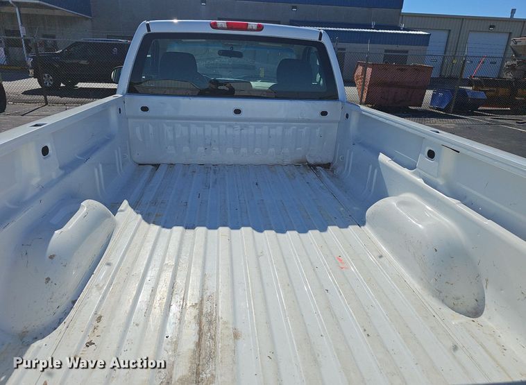 image for item EJ5887 2008 Chevrolet Silverado 1500 pickup truck