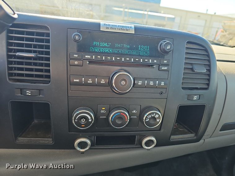 image for item EJ5887 2008 Chevrolet Silverado 1500 pickup truck