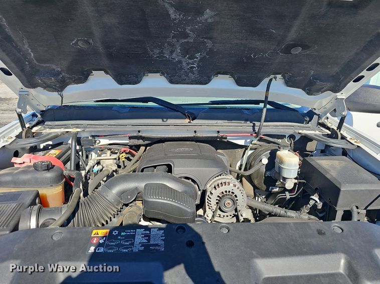 image for item EJ5887 2008 Chevrolet Silverado 1500 pickup truck