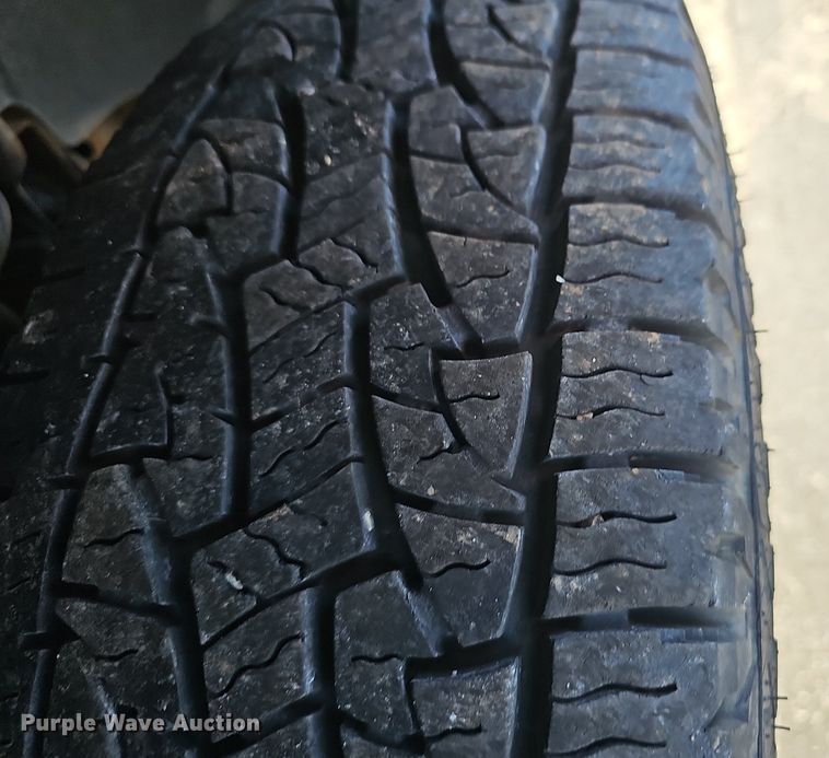 image for item EJ5887 2008 Chevrolet Silverado 1500 pickup truck