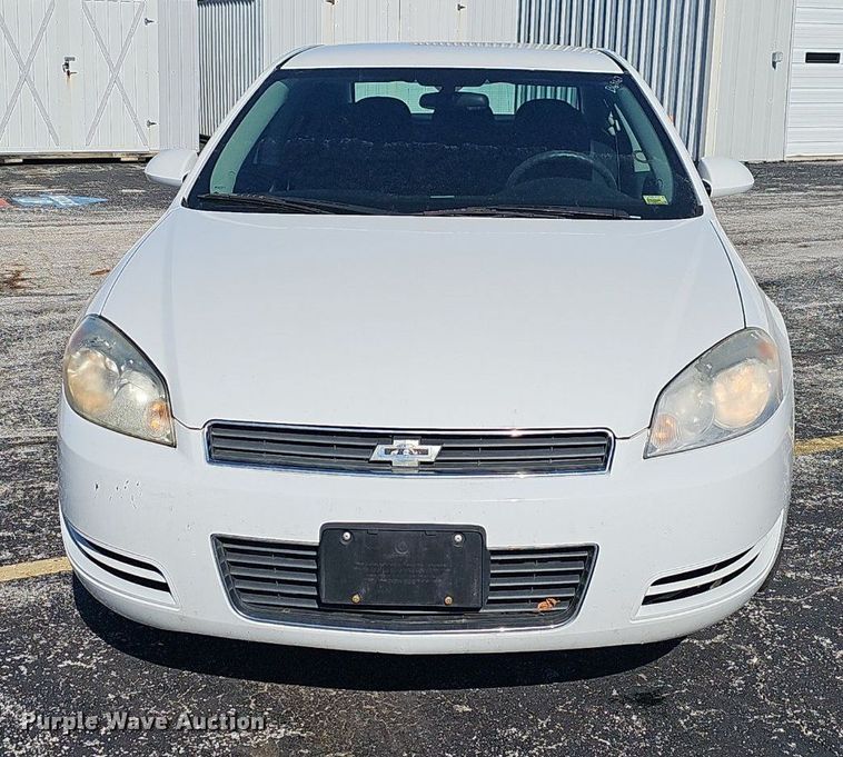 image for item EJ5888 2011 Chevrolet Impala LS 