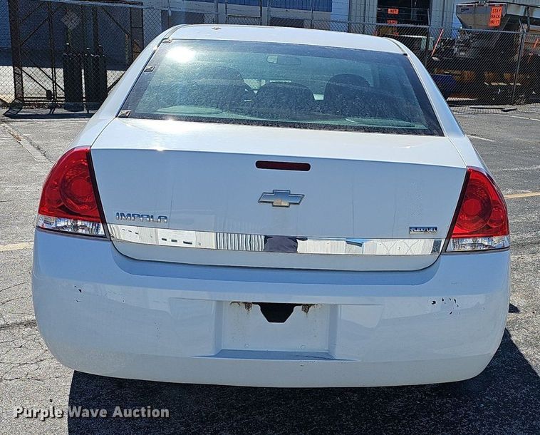 image for item EJ5888 2011 Chevrolet Impala LS 