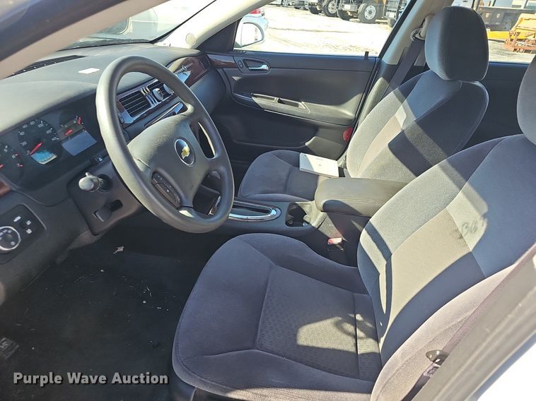 image for item EJ5888 2011 Chevrolet Impala LS 