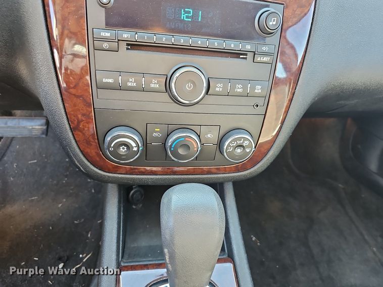 image for item EJ5888 2011 Chevrolet Impala LS 