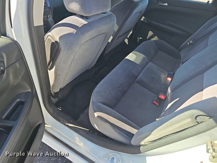 image for item EJ5888 2011 Chevrolet Impala LS 