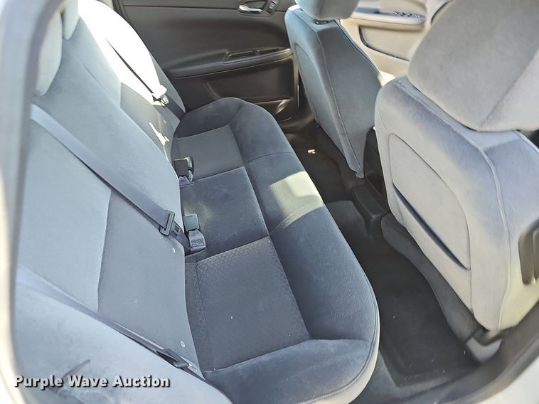 image for item EJ5888 2011 Chevrolet Impala LS 