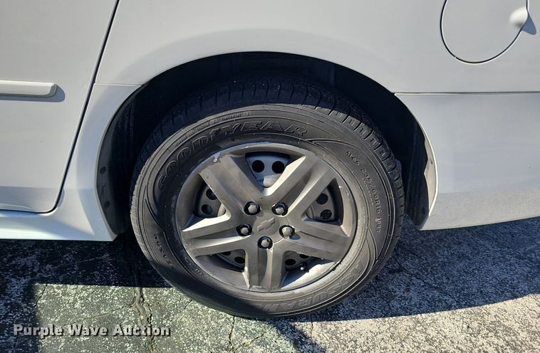 image for item EJ5888 2011 Chevrolet Impala LS 