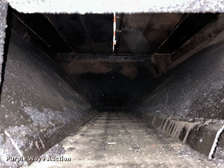 image for item EK4042 UniBelt/PB Loader BC-3SM pothole patcher