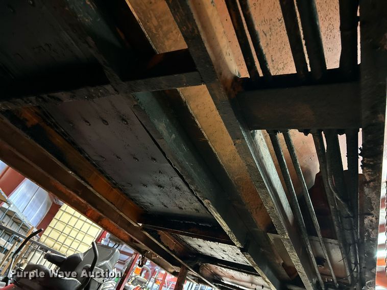 image for item EK4042 UniBelt/PB Loader BC-3SM pothole patcher