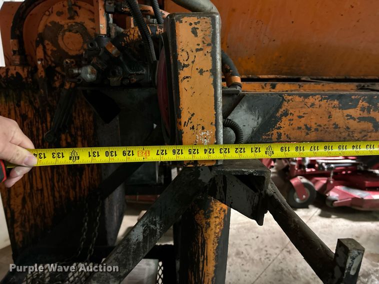 image for item EK4042 UniBelt/PB Loader BC-3SM pothole patcher