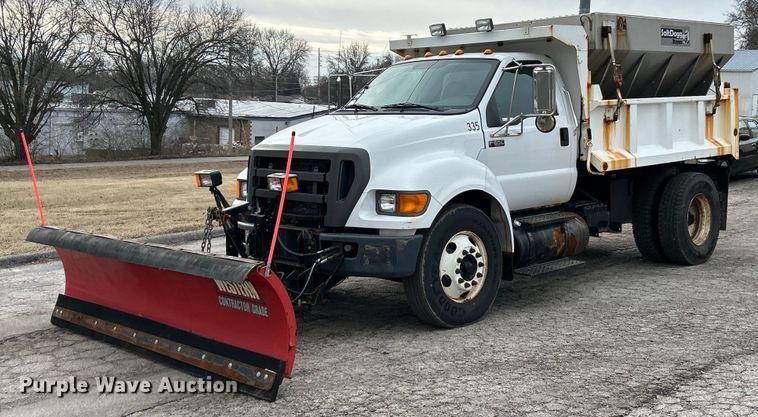 image for item EK4050 2011 Ford F650 Super Duty XL  dump truck