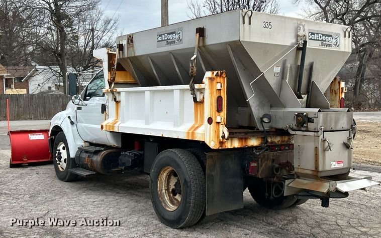 image for item EK4050 2011 Ford F650 Super Duty XL  dump truck