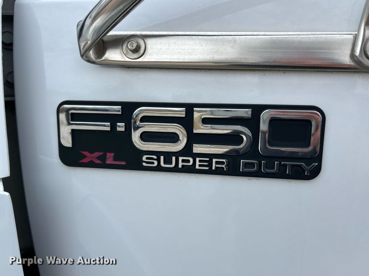 image for item EK4050 2011 Ford F650 Super Duty XL  dump truck