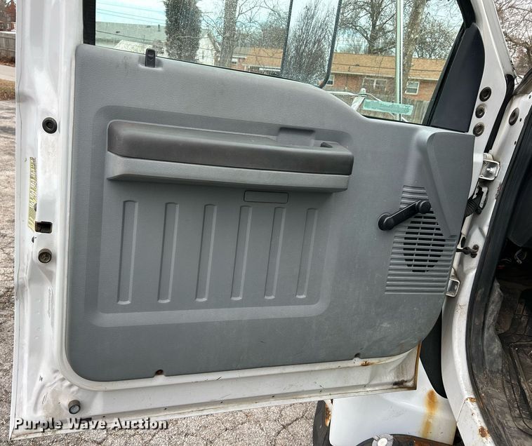 image for item EK4050 2011 Ford F650 Super Duty XL  dump truck