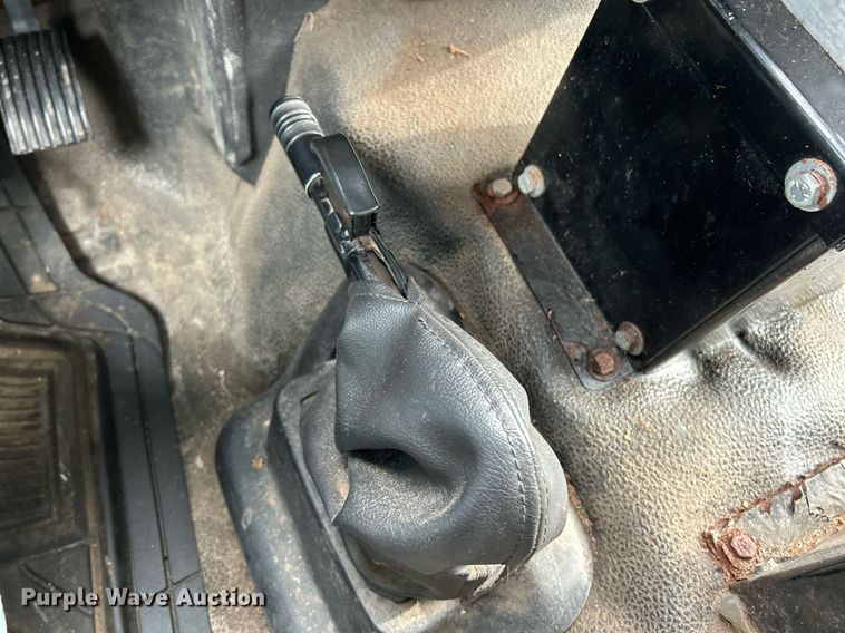 image for item EK4050 2011 Ford F650 Super Duty XL  dump truck